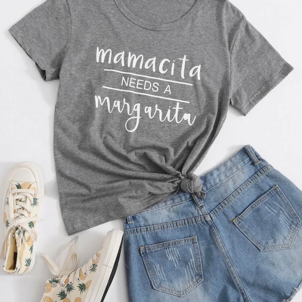“MAMACITA NEEDS A MARGARITA” TEE NWOT - Picture 1 of 7